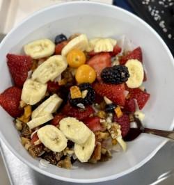 Berry Nutty Bowl